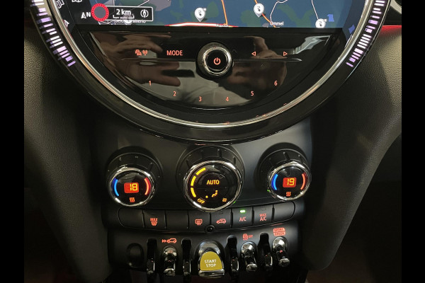 MINI Mini Electric Classic 33 kWh All Black Climate control Cruise control LED Parkeersensoren Achteruitrijcamera