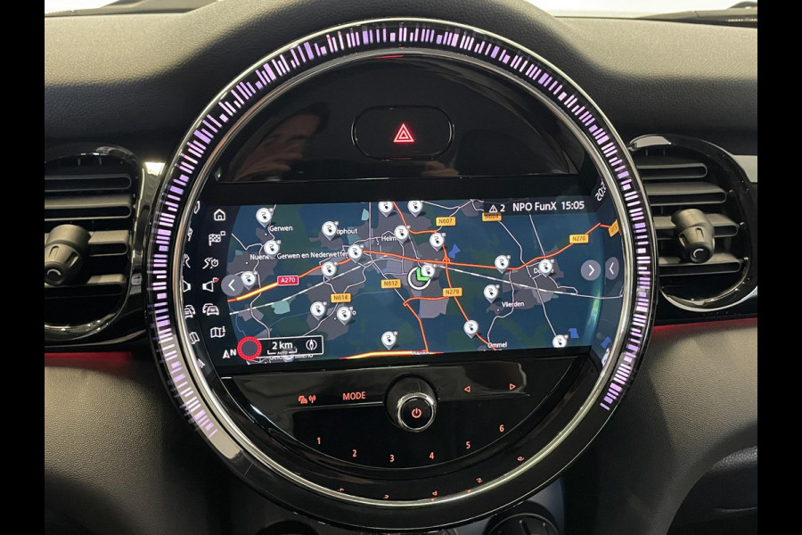 MINI Mini Electric Classic 33 kWh All Black Climate control Cruise control LED Parkeersensoren Achteruitrijcamera