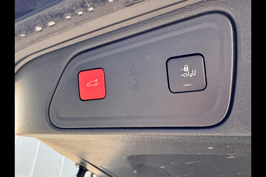 Peugeot 3008 1.2 PureTech Allure | 18"velgen | Camera achter | Navigatie | Carplay/Android | Cimatecontrol | Cruisecontrol