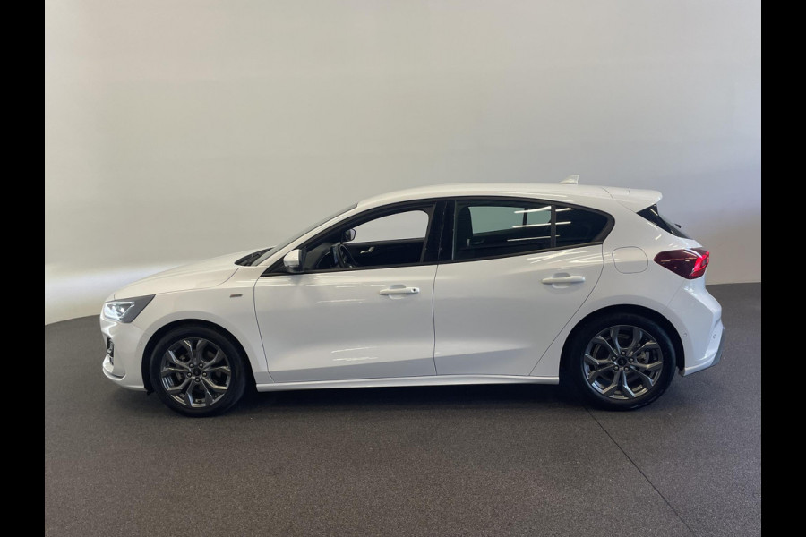 Ford Focus 1.0 Focus 125 PK HB ST-Line Automaat Navigatie Climate control cruise control Carplay LM velgen Parkeersensoren Led Matrix koplampen