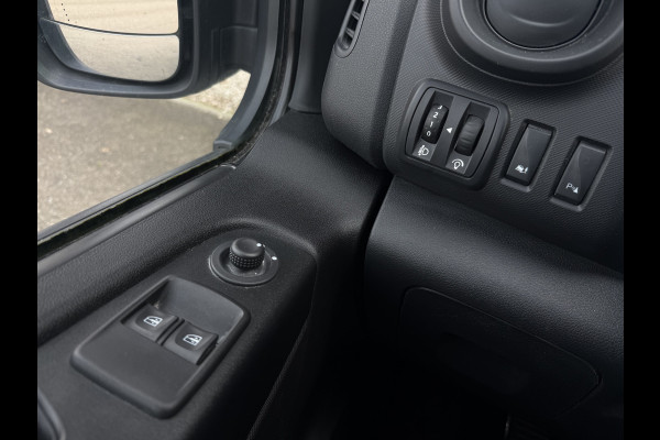 Renault Trafic 2.0 dCi 170PK! T29 L2H1 Comfort | NL-auto | 1e Eig | Navi | Trekhaak