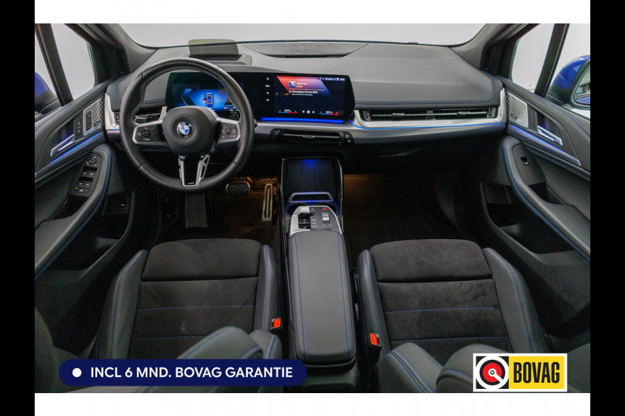 BMW 2 Serie Active Tourer 218i M-Sport automaat | 19 inch Individual Panoramadak | Harman Kardon | HUD Adaptive cruise, 360 Camera, PDC V+A,  El.verstelbare stoel met geheugen, Elektrische achterklep, Keyless
