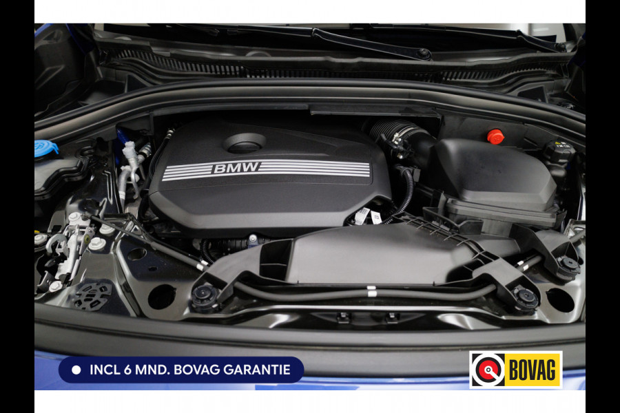 BMW 2 Serie Active Tourer 218i M-Sport automaat | 19 inch Individual Panoramadak | Harman Kardon | HUD Adaptive cruise, 360 Camera, PDC V+A,  El.verstelbare stoel met geheugen, Elektrische achterklep, Keyless