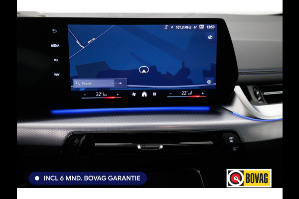 BMW 2 Serie Active Tourer 218i M-Sport automaat | 19 inch Individual Panoramadak | Harman Kardon | HUD Adaptive cruise, 360 Camera, PDC V+A,  El.verstelbare stoel met geheugen, Elektrische achterklep, Keyless