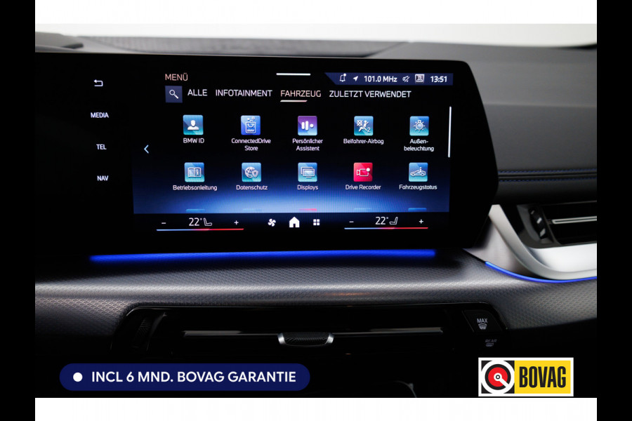 BMW 2 Serie Active Tourer 218i M-Sport automaat | 19 inch Individual Panoramadak | Harman Kardon | HUD Adaptive cruise, 360 Camera, PDC V+A,  El.verstelbare stoel met geheugen, Elektrische achterklep, Keyless