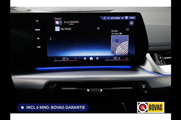 BMW 2 Serie Active Tourer 218i M-Sport automaat | 19 inch Individual Panoramadak | Harman Kardon | HUD Adaptive cruise, 360 Camera, PDC V+A,  El.verstelbare stoel met geheugen, Elektrische achterklep, Keyless