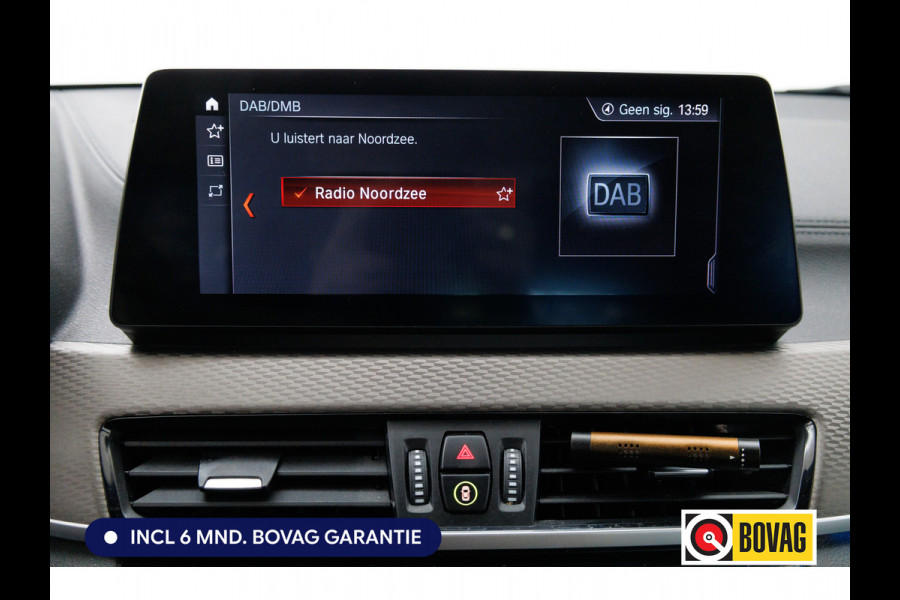 BMW X2 xDrive25e M-Sport | Head-up | Elec. klep | Stoelverwarming | Navigatie | Leer | Sfeerverlichting, App. connect