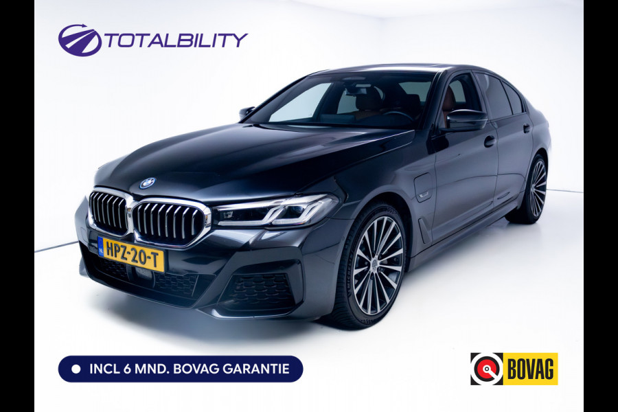 BMW 5 Serie 545e xDrive High Exec. M-sport Black Edition 394 PK automaat | Open Dak | Trekhaak elec. | 360 Camera, Stoel- en stuurverwarming