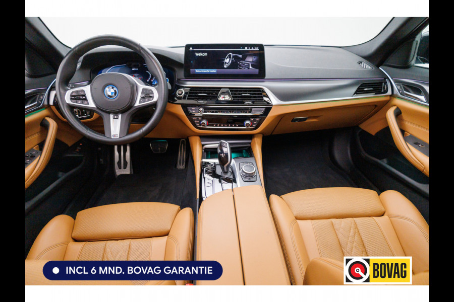 BMW 5 Serie 545e xDrive High Exec. M-sport Black Edition 394 PK automaat | Open Dak | Trekhaak elec. | 360 Camera, Stoel- en stuurverwarming