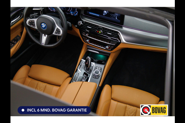 BMW 5 Serie 545e xDrive High Exec. M-sport Black Edition 394 PK automaat | Open Dak | Trekhaak elec. | 360 Camera, Stoel- en stuurverwarming