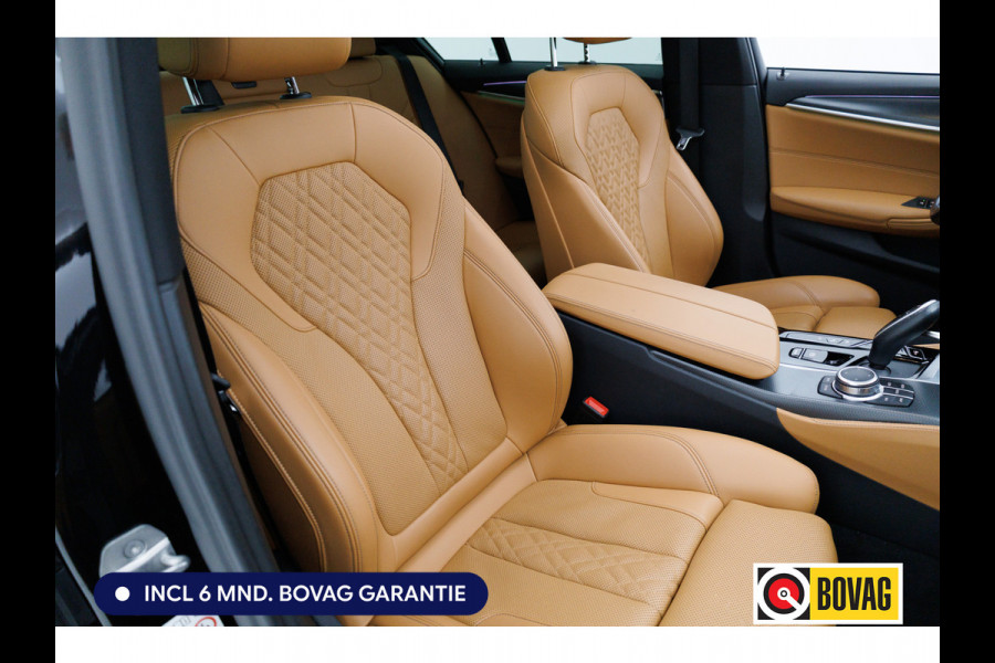 BMW 5 Serie 545e xDrive High Exec. M-sport Black Edition 394 PK automaat | Open Dak | Trekhaak elec. | 360 Camera, Stoel- en stuurverwarming