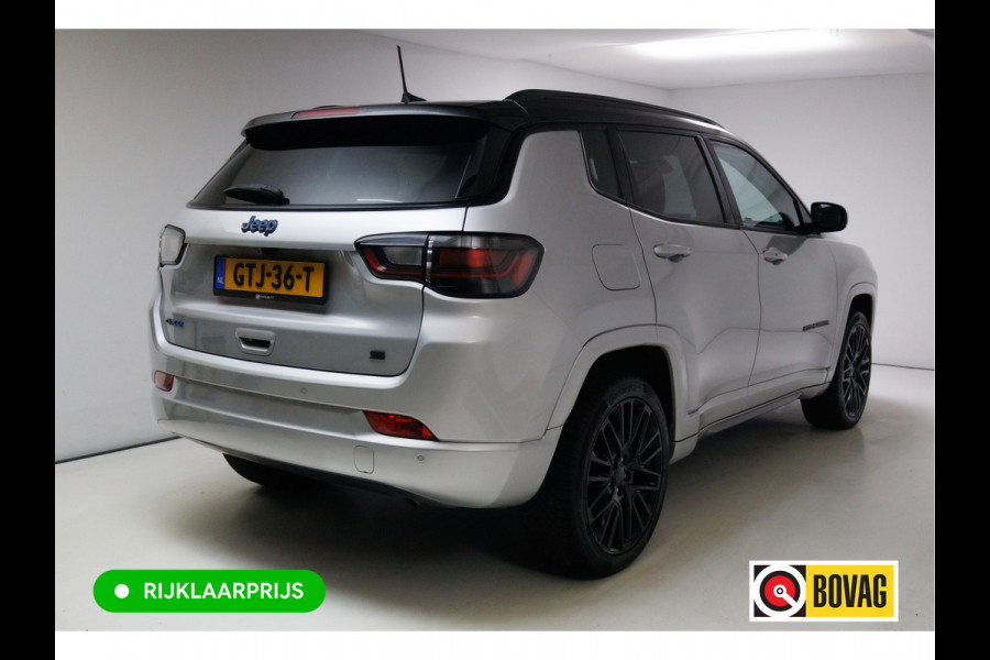 Jeep Compass 4xe 240 Hybrid Electric S 240 PK automaat | Leer | 19 Inch All-season | Stoel- Stuurverwarming Navigatie, Adaptive Cruise, Elektrische achterklep, Camera