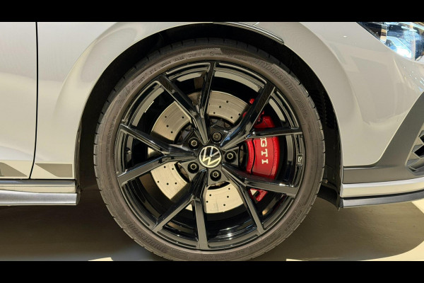 Volkswagen Golf 2.0 TSI GTI Clubsport Nürburgring|PANO|HUD|MATRIX|H&K|MEMORY|SFEER|CAMERA|