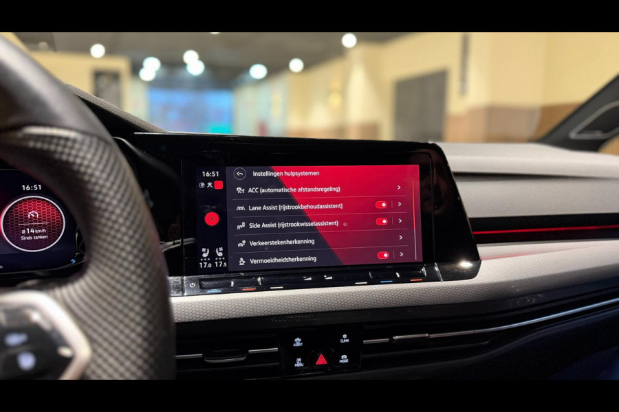 Volkswagen Golf 2.0 TSI GTI Clubsport Nürburgring|PANO|HUD|MATRIX|H&K|MEMORY|SFEER|CAMERA|