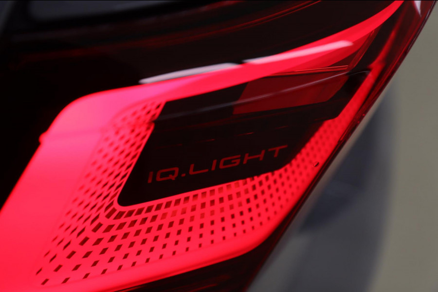 Volkswagen Golf 2.0 TSI GTI CLUBSPORT BLACK STYLE/PERFORMANCE/NURBUGRING/PANO/H-K/IQ-LIGHT/VOLL