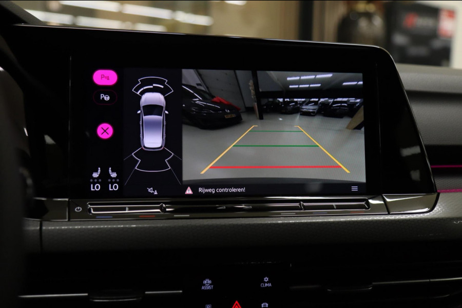 Volkswagen Golf 2.0 TSI GTI CLUBSPORT BLACK STYLE/PERFORMANCE/NURBUGRING/PANO/H-K/IQ-LIGHT/VOLL