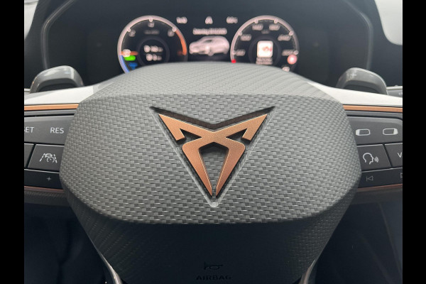 CUPRA Leon Sportstourer 1.4 e-Hybrid Business | Stoelverwarming |  Adaptieve cruisecontrol (ACC) | Achteruitrijcamera | Navigatiesysteem | LM Winterset! |