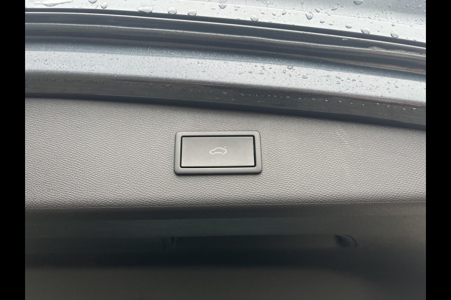 CUPRA Leon Sportstourer 1.4 e-Hybrid Business | Stoelverwarming |  Adaptieve cruisecontrol (ACC) | Achteruitrijcamera | Navigatiesysteem | LM Winterset! |