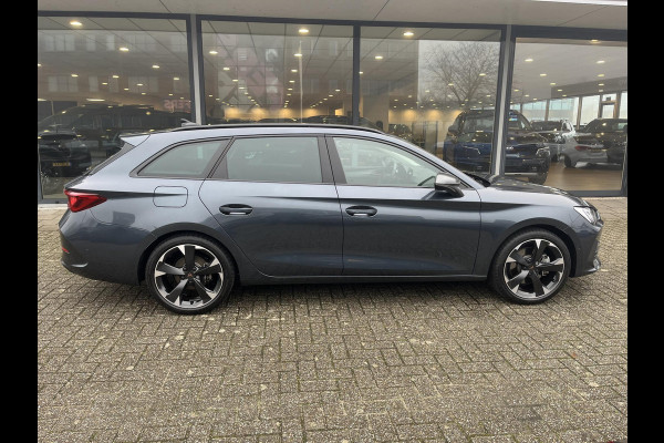 CUPRA Leon Sportstourer 1.4 e-Hybrid Business | Stoelverwarming |  Adaptieve cruisecontrol (ACC) | Achteruitrijcamera | Navigatiesysteem | LM Winterset! |