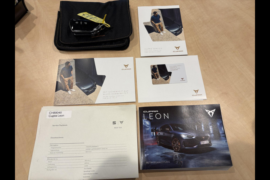 CUPRA Leon Sportstourer 1.4 e-Hybrid Business | Stoelverwarming |  Adaptieve cruisecontrol (ACC) | Achteruitrijcamera | Navigatiesysteem | LM Winterset! |