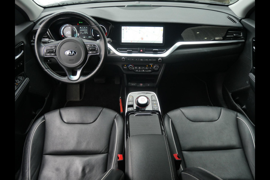 Kia e-Niro ExecutiveLine 64 kWh | Cruise | Clima | Camera | Carplay | Navi | Keyless | Stoelverwarming-verkoeling |