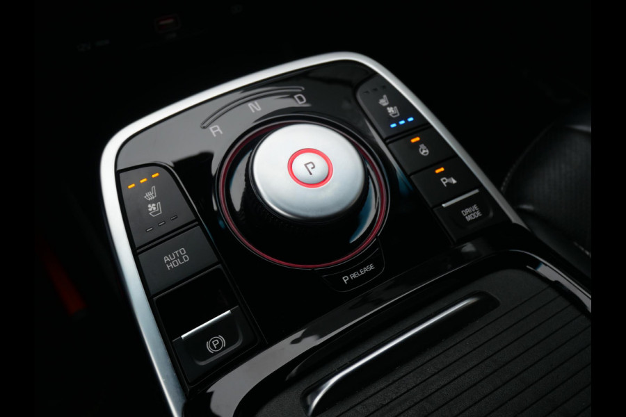 Kia e-Niro ExecutiveLine 64 kWh | Cruise | Clima | Camera | Carplay | Navi | Keyless | Stoelverwarming-verkoeling |