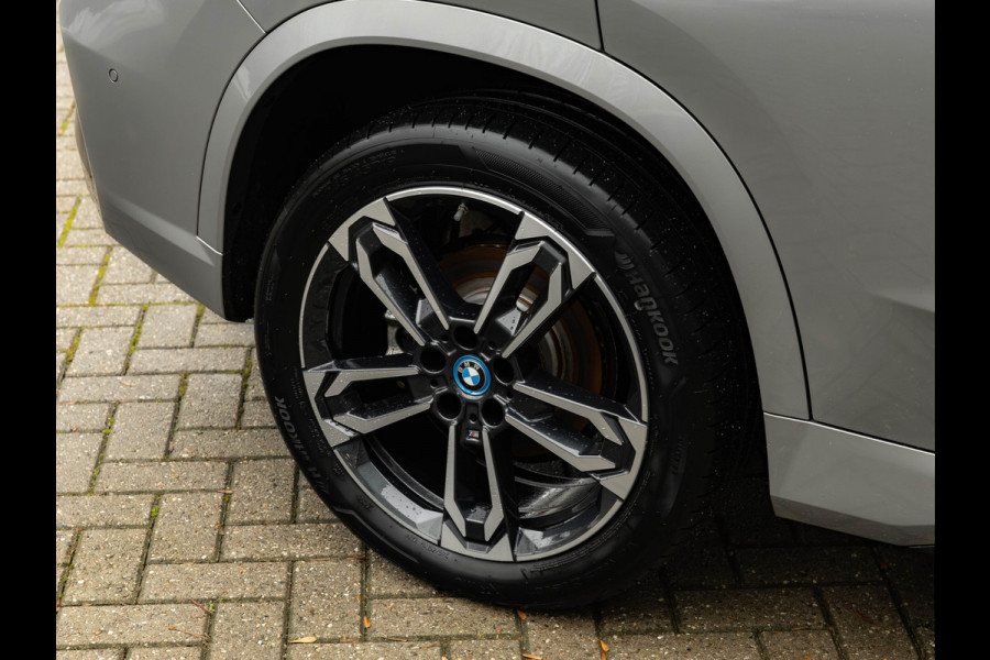 BMW X1 xDrive25e M-Sport - Pano - Driving Ass Prof - Head-up - Verwarmd Stuurwiel