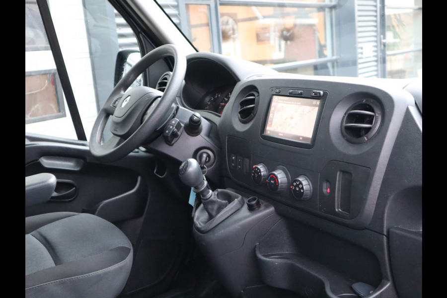 Renault Master T33 2.3 dCi 131pk Euro 6 L1H1 - DC 7 Pers. - Trekhaak - Camera