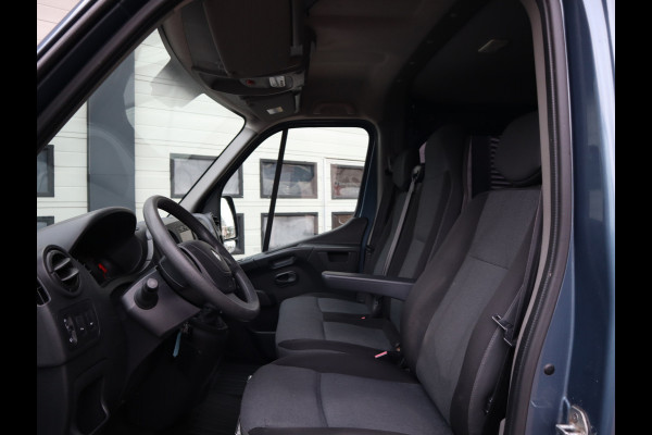 Renault Master T33 2.3 dCi 131pk Euro 6 L1H1 - DC 7 Pers. - Trekhaak - Camera