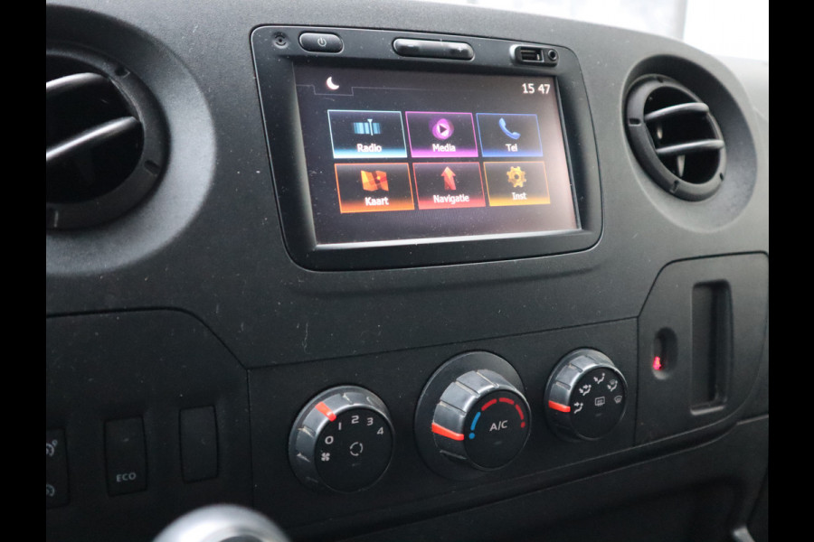 Renault Master T33 2.3 dCi 131pk Euro 6 L1H1 - DC 7 Pers. - Trekhaak - Camera