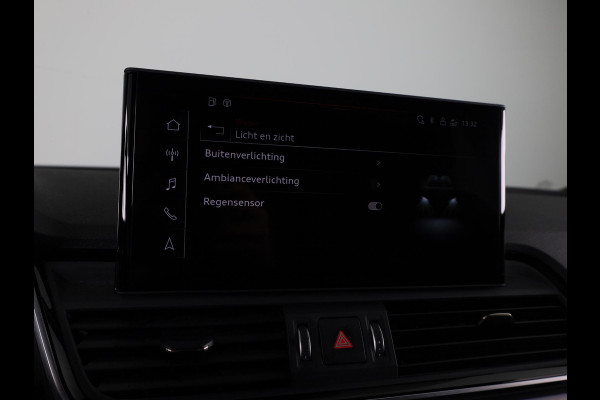 Audi Q5 Sportback 50 TFSI e S edition 299pk | Panoramadak | Trekhaak | Verwarmbare voorstoelen | Adpatieve cruise controle | Matrix koplampen | Navigatie