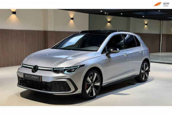 Volkswagen Golf 1.4 eHybrid GTE Pano|Matrix|Camera|Blindspot