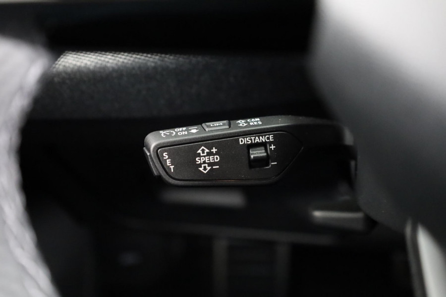 Audi A5 Avant 2.0 TFSI S edition 150pk | Matrix Led verlichting | Rondzicht camera | Keyless entry | 19 inch lichtmetalen velgen | S-line