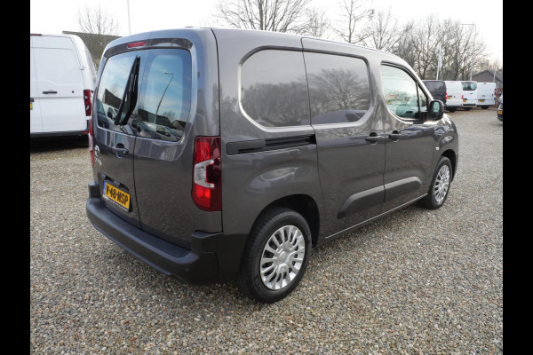 Toyota PROACE CITY 1.2 Turbo Cool Comfort 120PK, L1, Benzine, Airco, 3-zitter