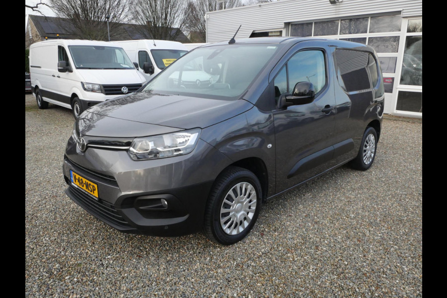 Toyota PROACE CITY 1.2 Turbo Cool Comfort 120PK, L1, Benzine, Airco, 3-zitter