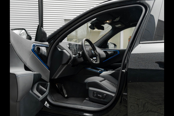 BMW X3 30e xDrive M-Sport - Trekhaak - ACC - 360° Camera - Harman Kardon