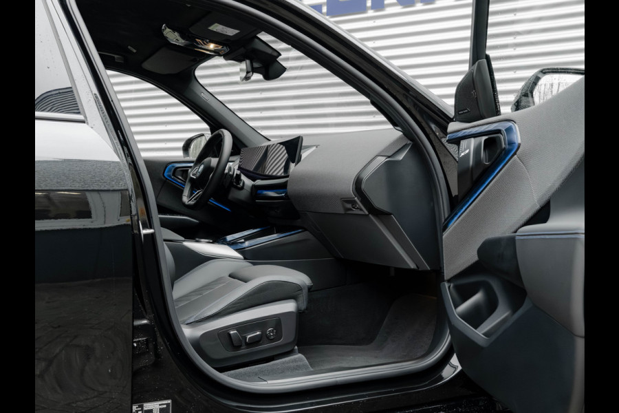 BMW X3 30e xDrive M-Sport - Trekhaak - ACC - 360° Camera - Harman Kardon