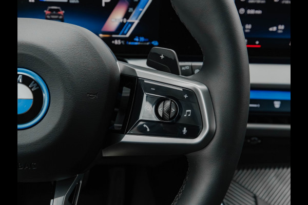 BMW X3 30e xDrive M-Sport - Trekhaak - ACC - 360° Camera - Harman Kardon