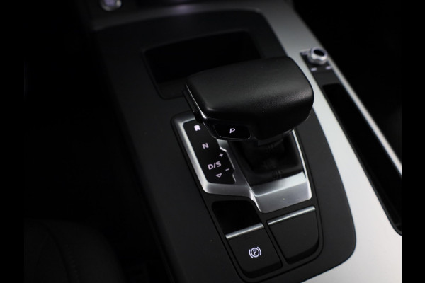 Audi Q5 50 TFSI e S edition Competition 299pk | Adaptieve cruise controle | Stoelverwarming | 21 inch Lichtmetalen velgen | Navigatie