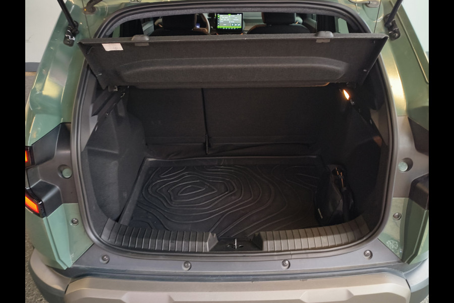 Dacia Duster 1.6 Hybrid 140 Extreme Automaat Rijklaar + Fabrieksgarantie tot 05-2027 Henk Jongen Auto's in Helmond,  al 50 jaar service zoals 't hoort!