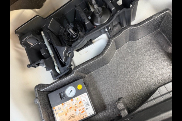 Peugeot 2008 1.2 PureTech GT NAVI I CAMERA APPLE CARPLAY ANDROID AUTO I LMV I