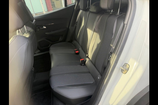 Peugeot 2008 1.2 PureTech GT NAVI I CAMERA APPLE CARPLAY ANDROID AUTO I LMV I