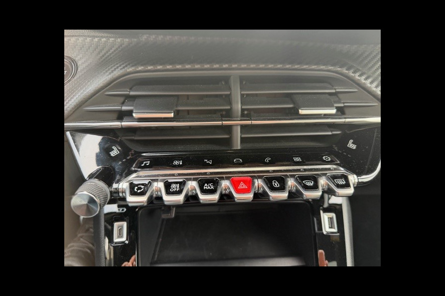 Peugeot 2008 1.2 PureTech GT NAVI I CAMERA APPLE CARPLAY ANDROID AUTO I LMV I