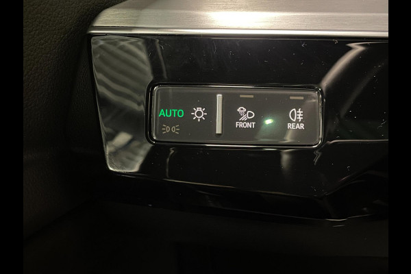 Audi e-tron Sportback 55 Quattro S-Line 95 kWh|GROTE ACCU|PANO|TREKHAAK|1/2 LEDER|ACC|MEMORY|CAMERA|CARLAY/ANDROID|STOELVER|NL|NAP