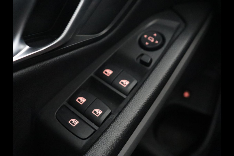 BMW 3-serie 320e Business Edition Plus | Leder | Stoelverwarming | Live Cockpit | Carplay | Navigatie | Full LED | Parkeerhulp | Climate control | Bluetooth | PHEV | Plug In