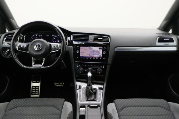 Volkswagen Golf 7.5 1.5 TSI Highline Business R-Line Panoramadak, Virtual Cockpit, Apple CarPlay, ACC, LED, Origineel NL, NAP,  Dealer onderhouden
