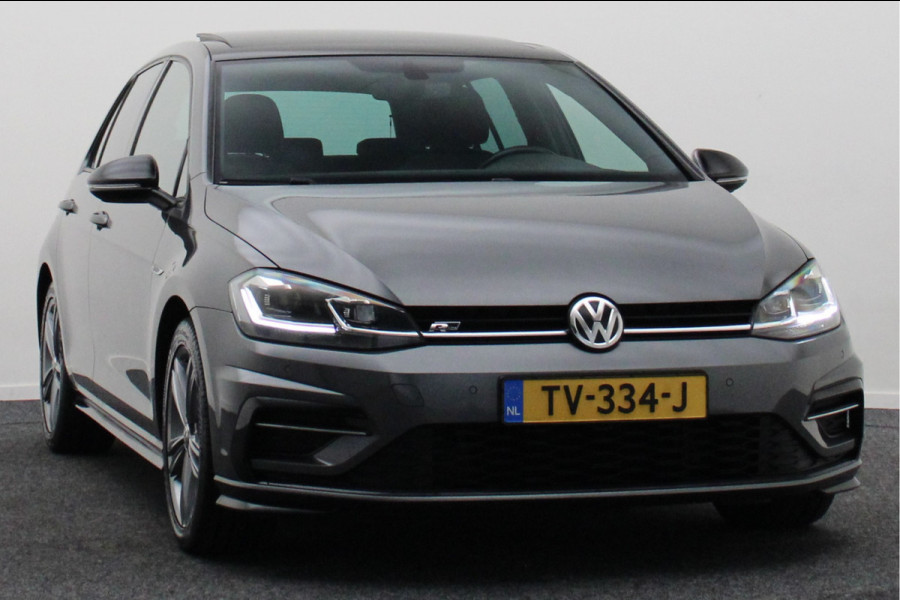 Volkswagen Golf 7.5 1.5 TSI Highline Business R-Line Panoramadak, Virtual Cockpit, Apple CarPlay, ACC, LED, Origineel NL, NAP,  Dealer onderhouden