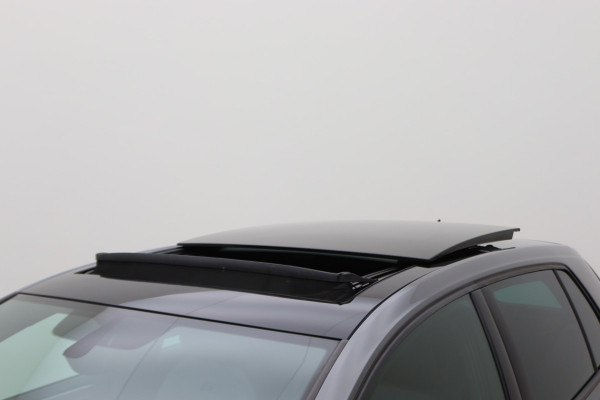 Volkswagen Golf 7.5 1.5 TSI Highline Business R-Line Panoramadak, Virtual Cockpit, Apple CarPlay, ACC, LED, Origineel NL, NAP,  Dealer onderhouden