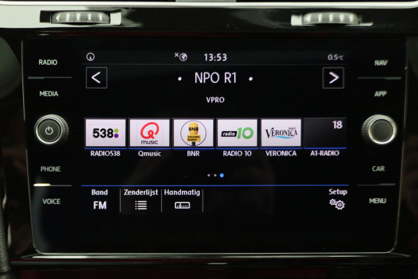 Volkswagen Golf 7.5 1.5 TSI Highline Business R-Line Panoramadak, Virtual Cockpit, Apple CarPlay, ACC, LED, Origineel NL, NAP,  Dealer onderhouden