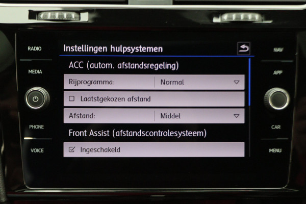 Volkswagen Golf 7.5 1.5 TSI Highline Business R-Line Panoramadak, Virtual Cockpit, Apple CarPlay, ACC, LED, Origineel NL, NAP,  Dealer onderhouden